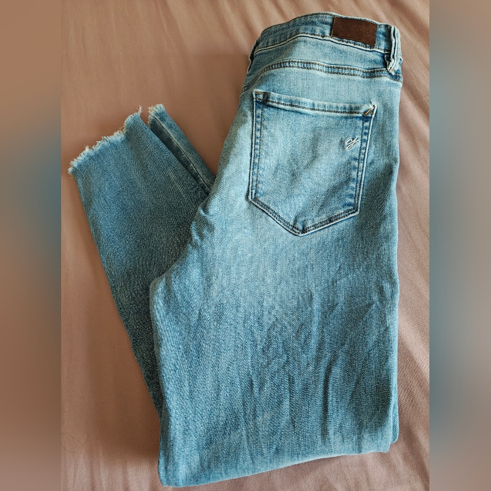 Carly Jean Los AngelesFaded Blue Jeans